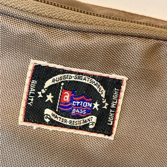 Vintage Retro Action Bags Tan Hiking Water Resistant - Picture 8 of 8